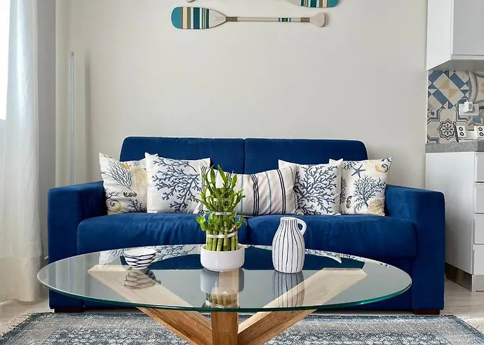 Apartment Free Private Parking, New *