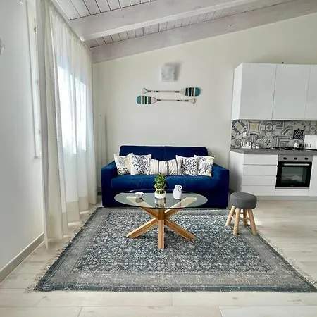 Free Private Parking, New Apartament *